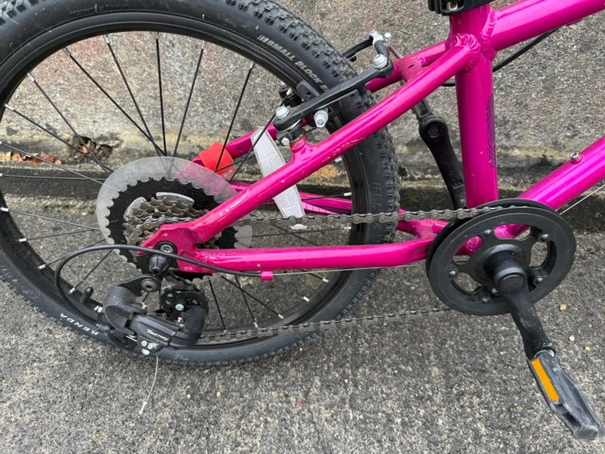 Cuda trace 20 girls bike. Excellent conditon suit 6-8 yo - Image 3