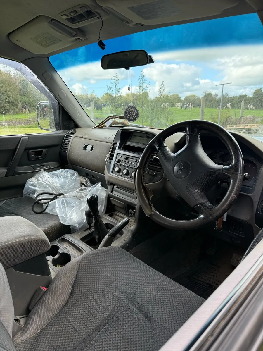 Mitsubishi Pajero 3.2 (Rebuilt Diesel Pump) - Image 3
