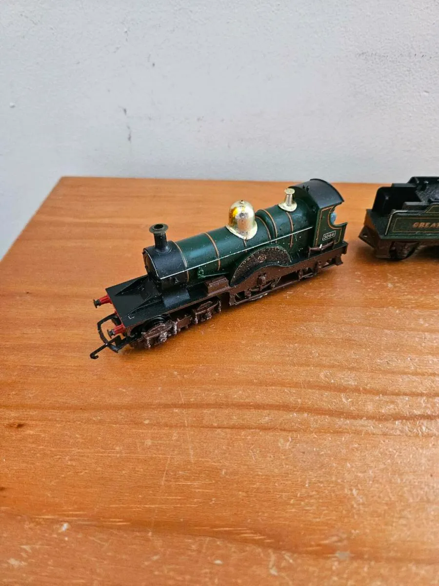 Hornby Triang OO Gauge GWR Engine - Image 1