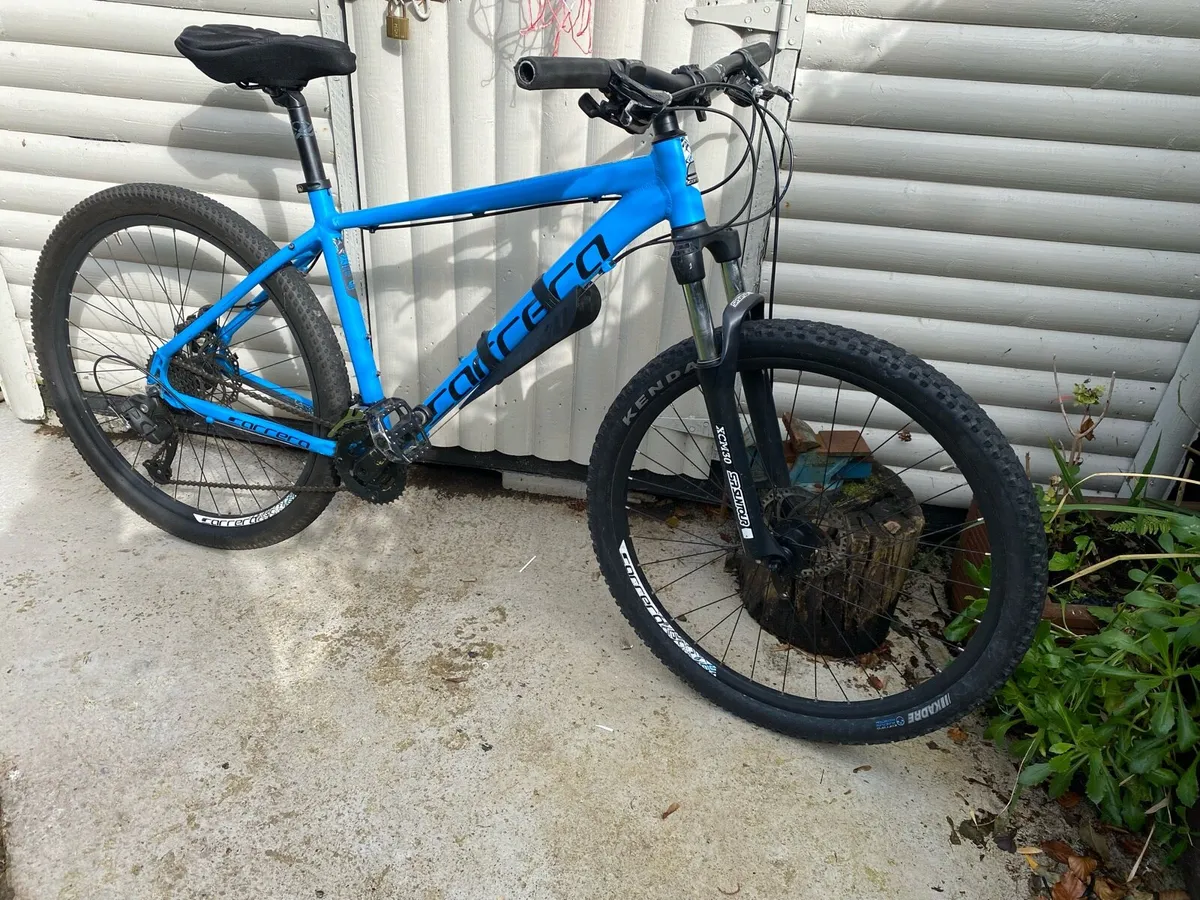 Carrera VALOUR DISC 27.5x2.10 wheels 8x2 - Image 2