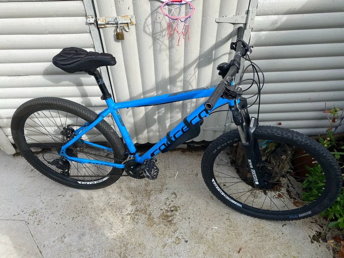 Carrera VALOUR DISC 27.5x2.10 wheels 8x2 - Image 4