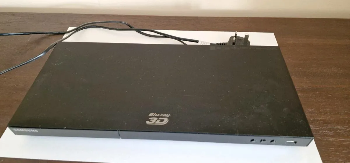 Samsung Blu ray disc player with 3D - Image 2