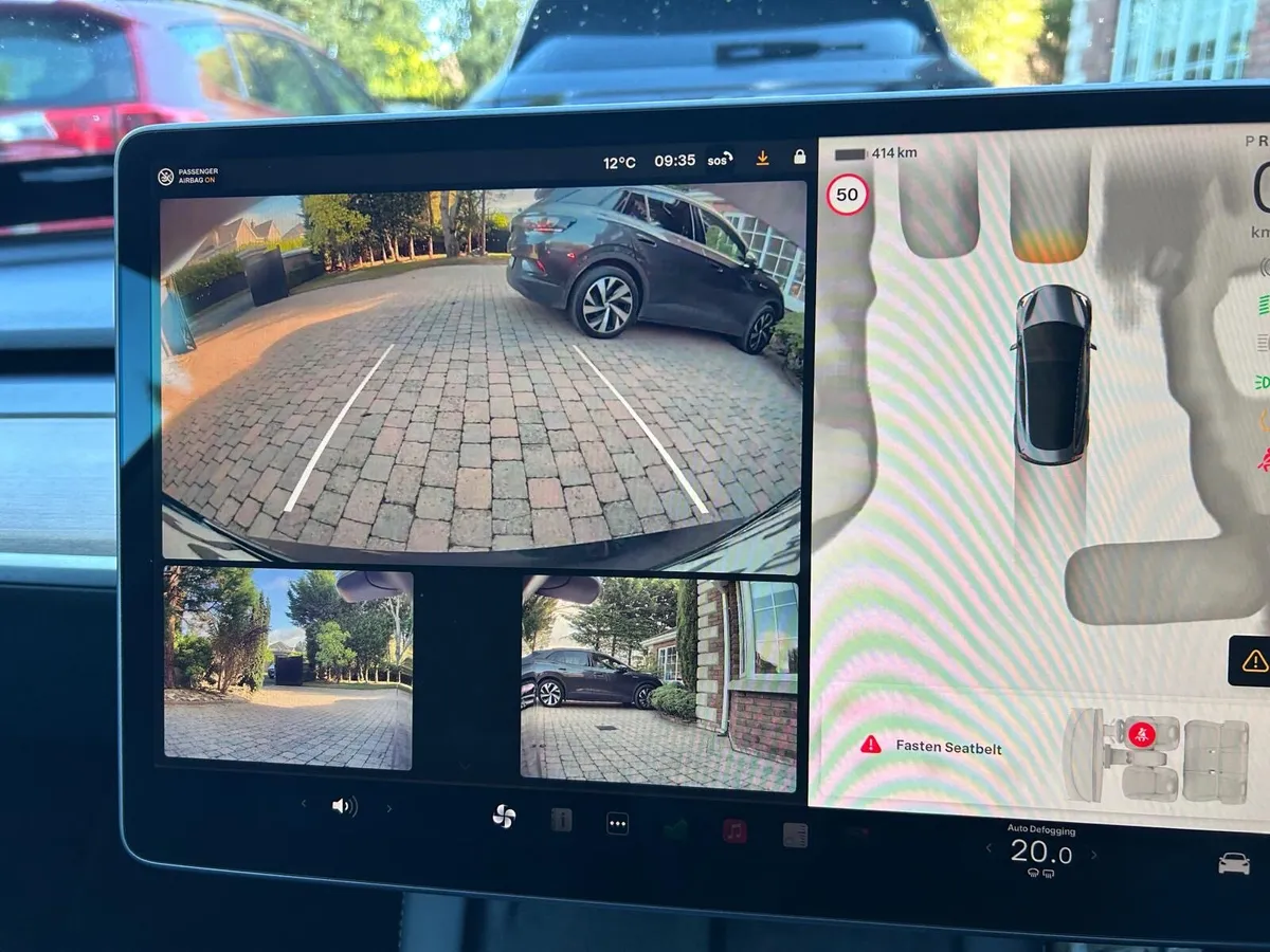 Tesla model 3 Long Range ( Twin Pan Roof ) €23950 - Image 2
