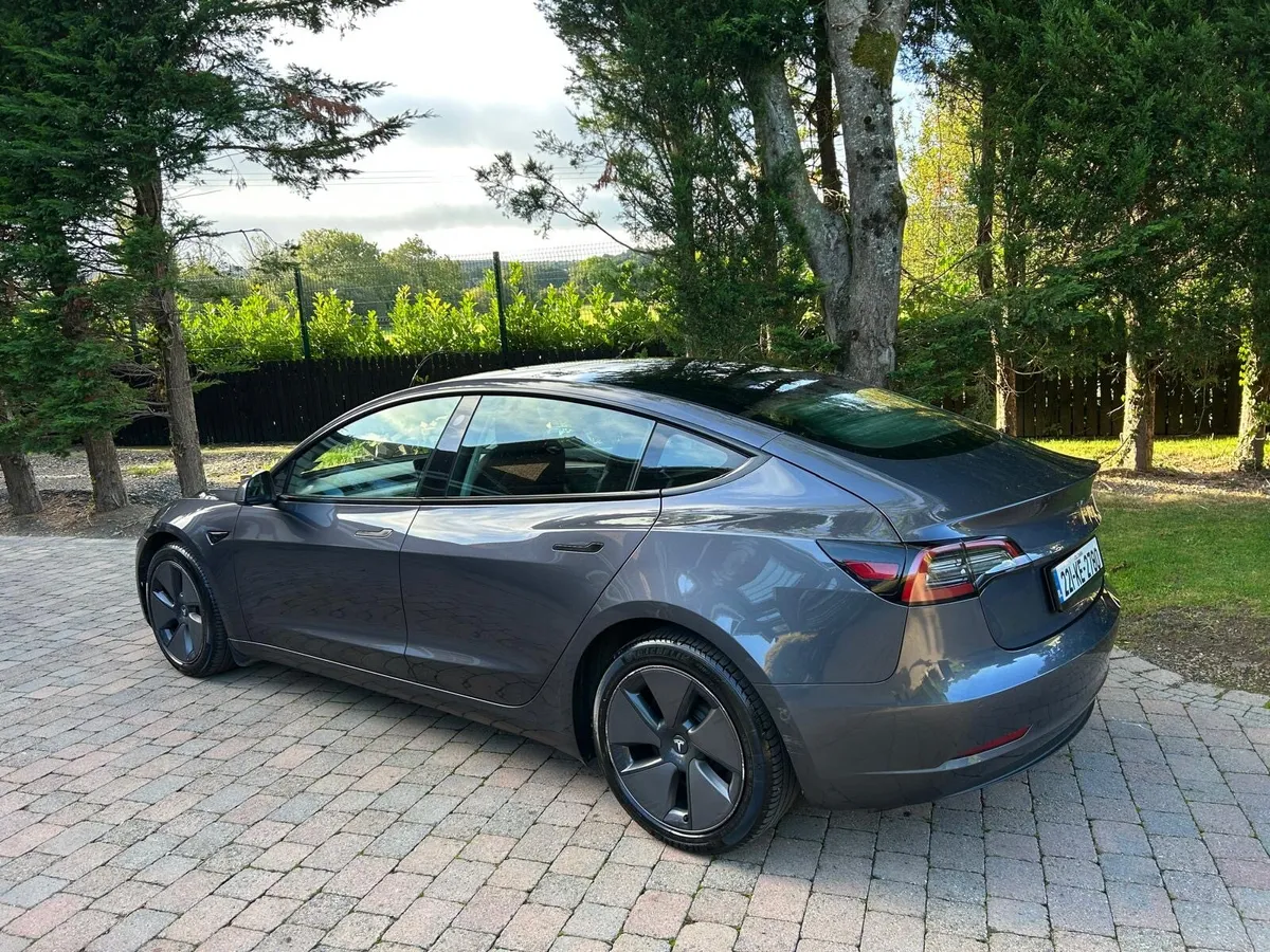 Tesla model 3 Long Range ( Twin Pan Roof ) €23950 - Image 4