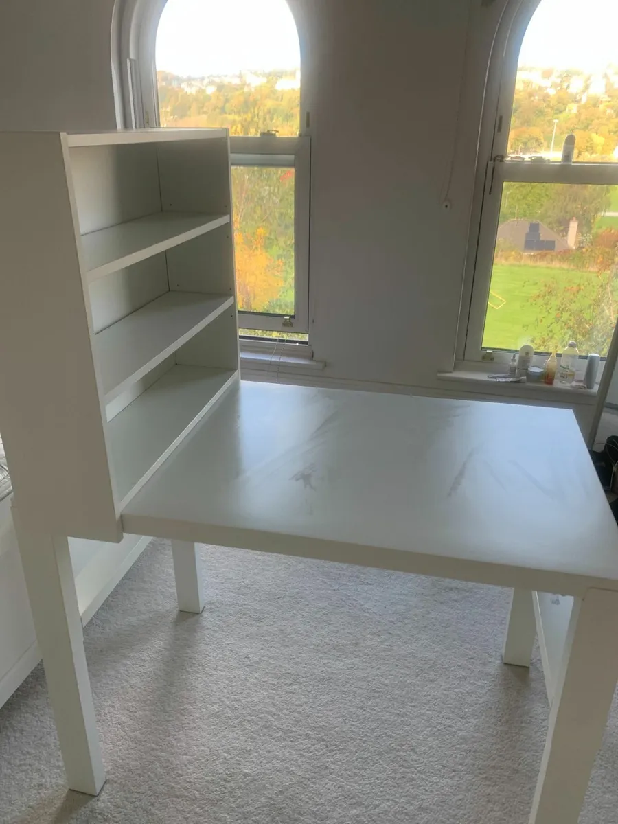 Desk with shelf - Image 3