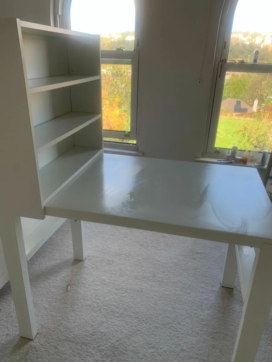 Desk with shelf - Image 2