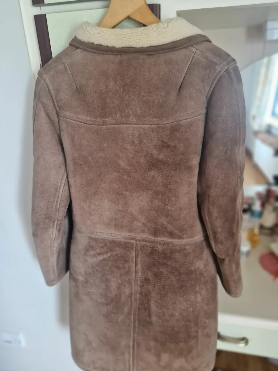 Sheepskin coat - Image 3