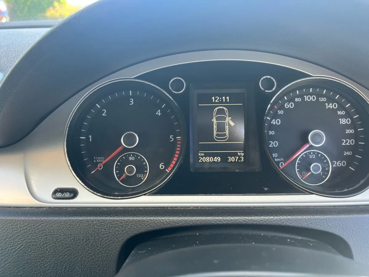 Vw Passat - Image 3