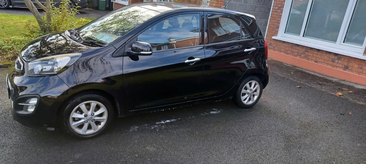 Kia Picanto 2013 - Image 1