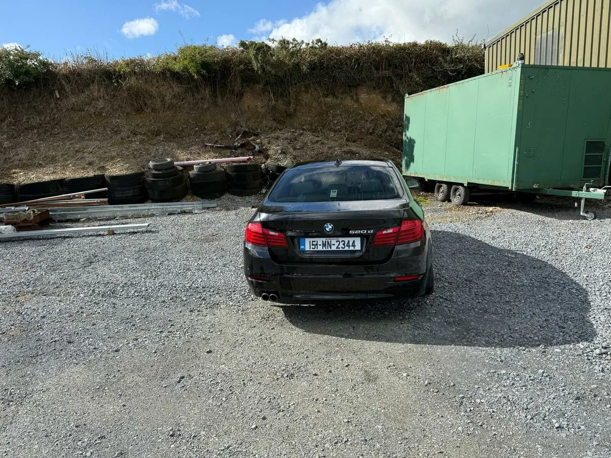 15 BMW 520D AUTO - Image 3