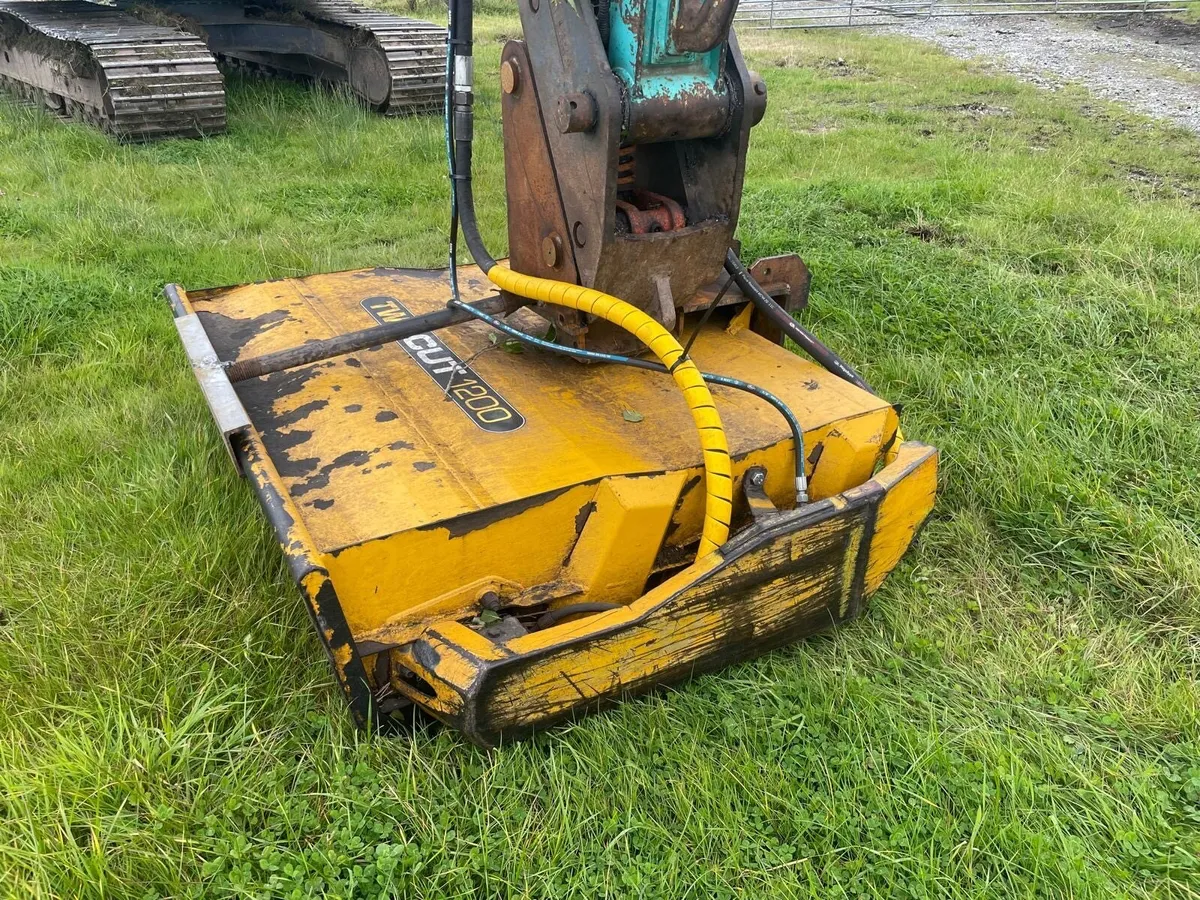 McConnell Twincut hedge cutter - Image 4