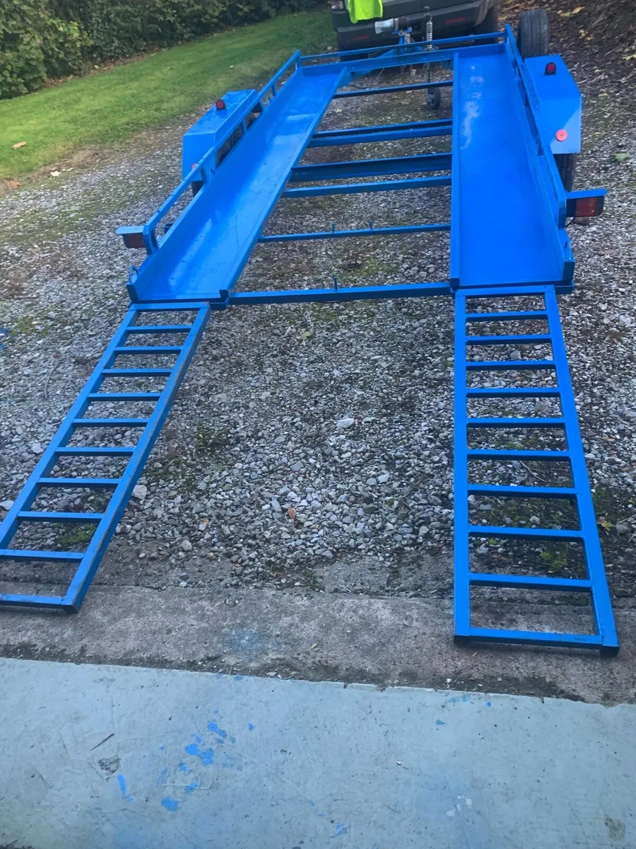 Car transporter - Image 1