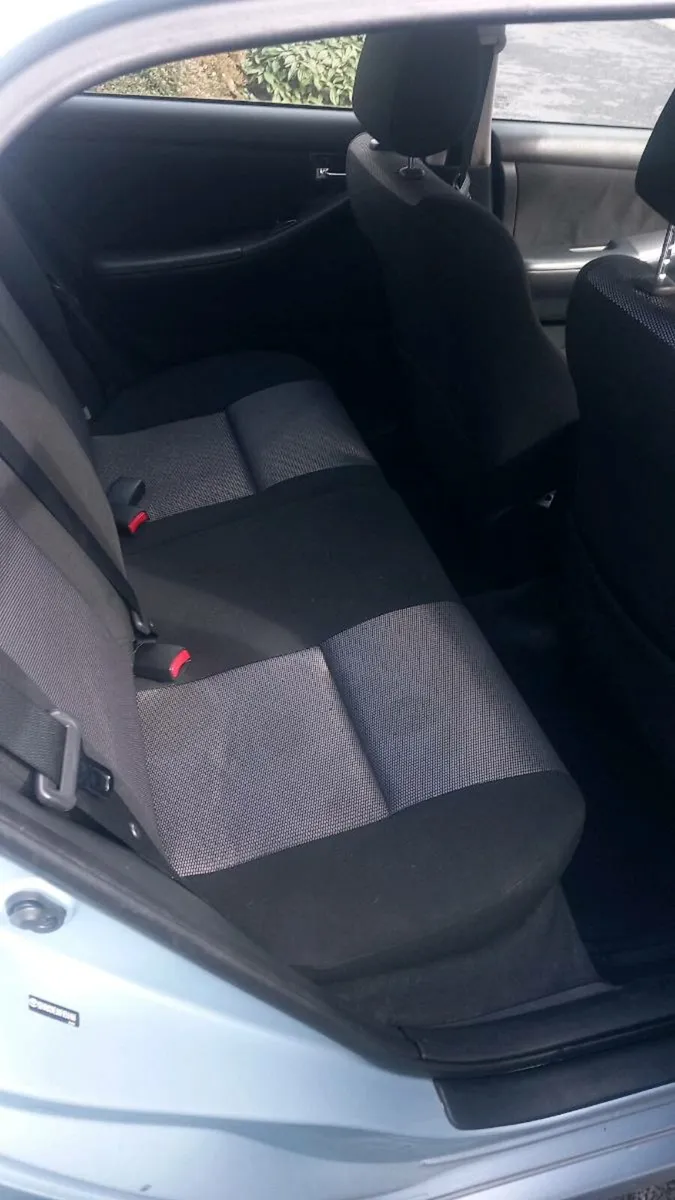 Car - Image 2