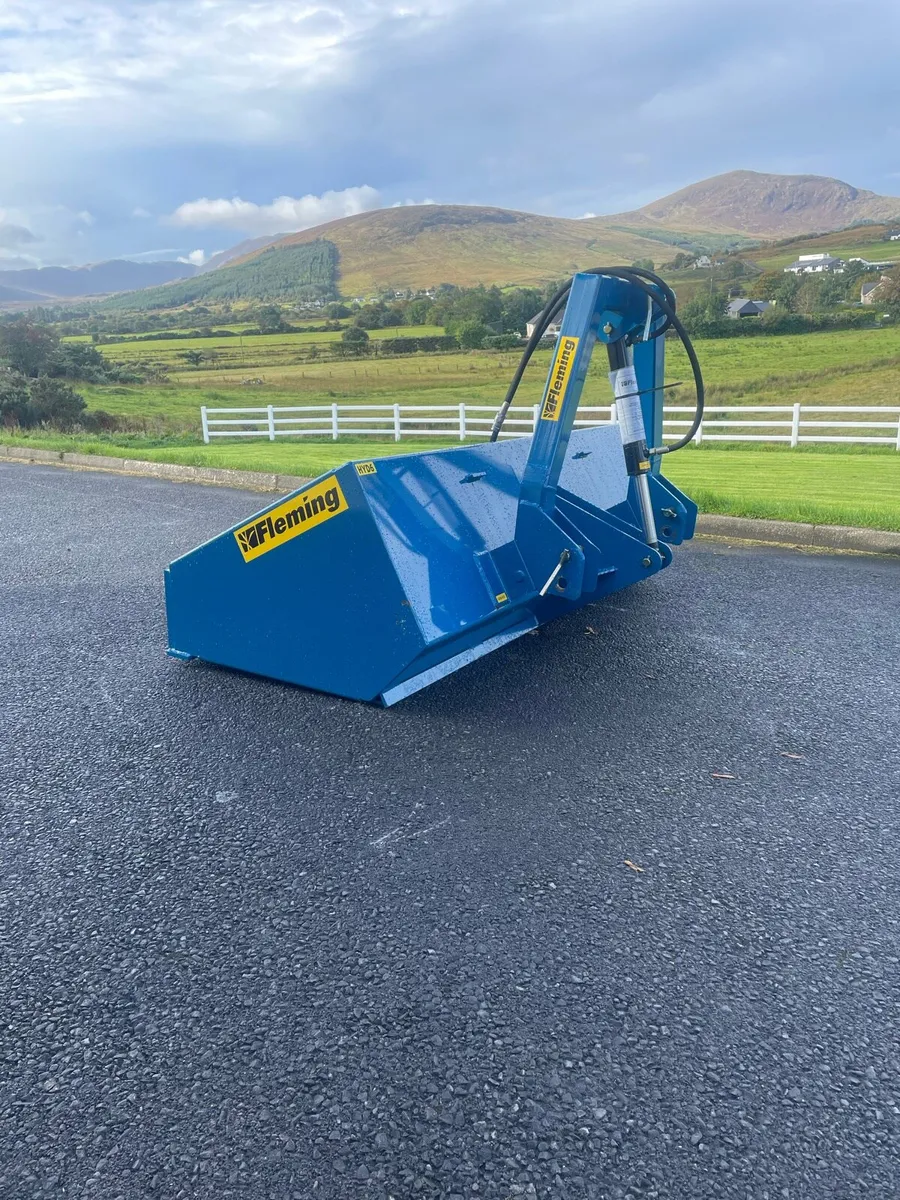New Fleming 6ft transport box - Image 1