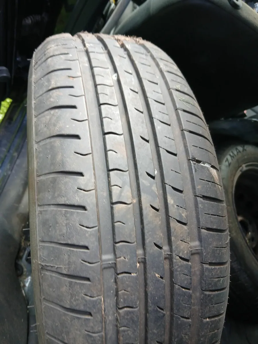 Vw golf tyres - Image 3