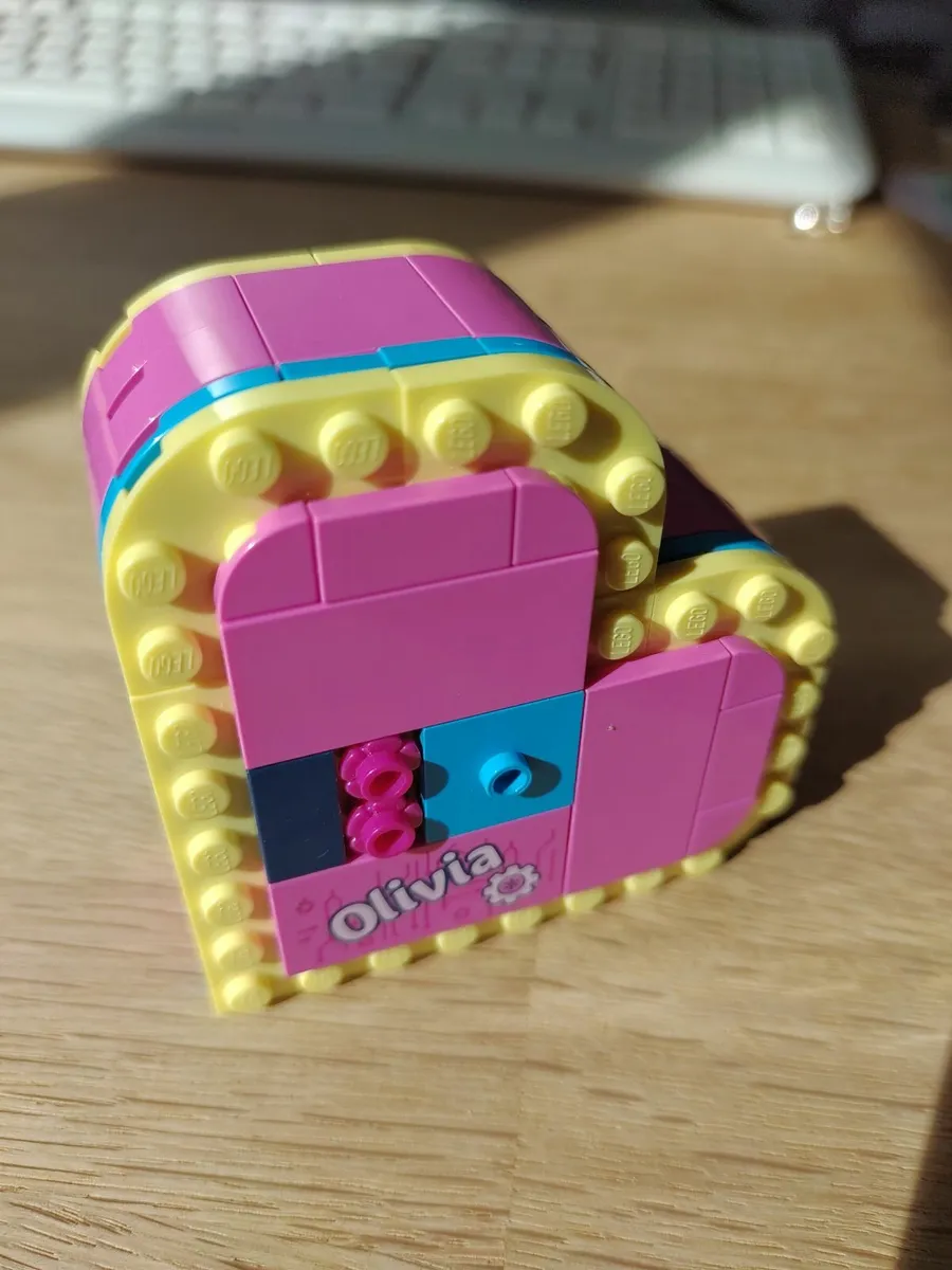 LEGO Friends 41357 Olivia’s Heart Box - Image 3