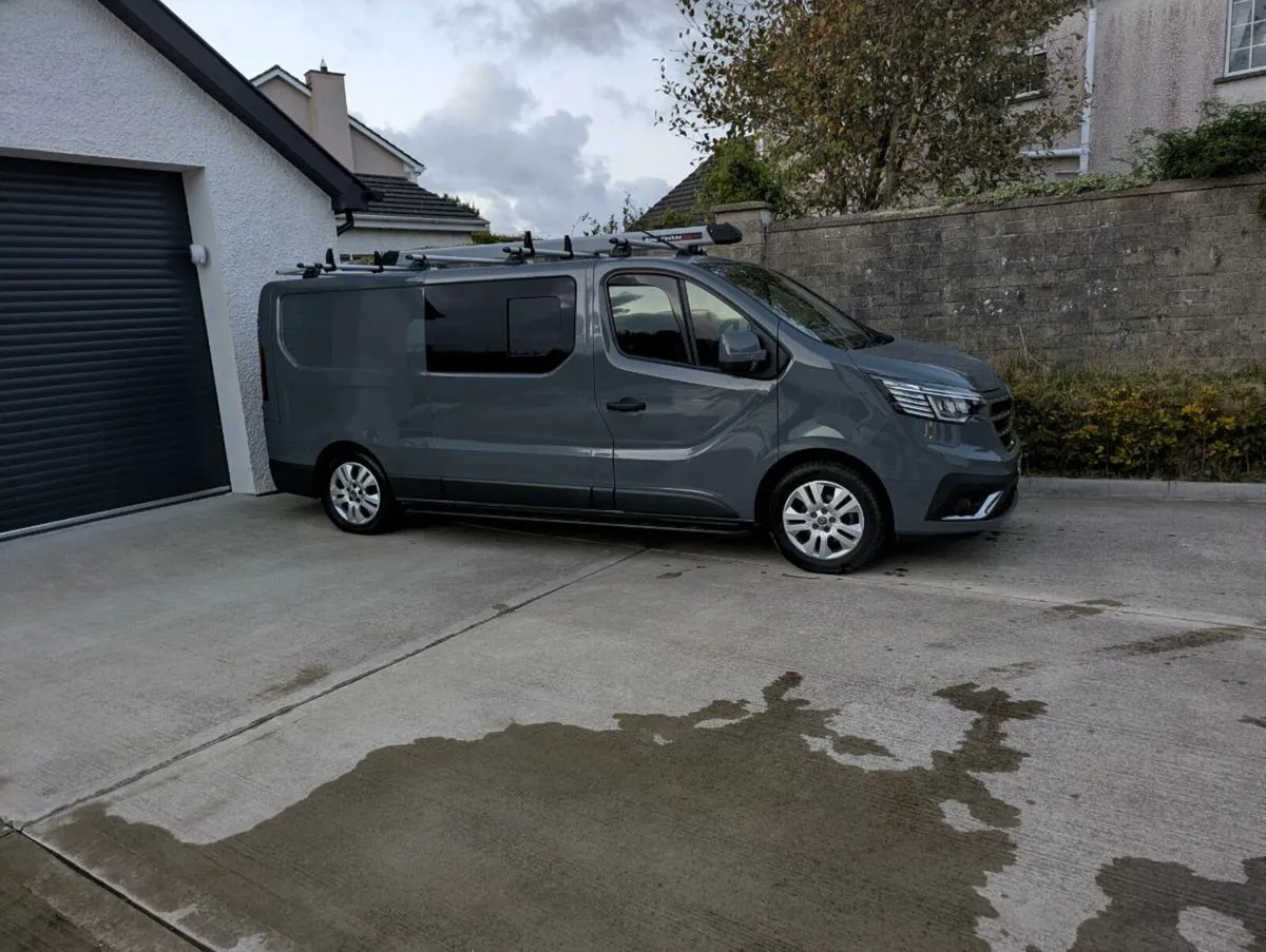 Renault trafic crew cab (no vat) - Image 4