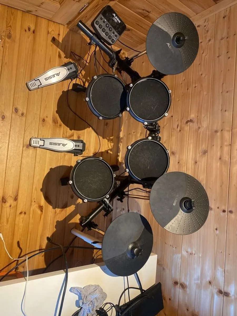 electronic drumkit - Image 1