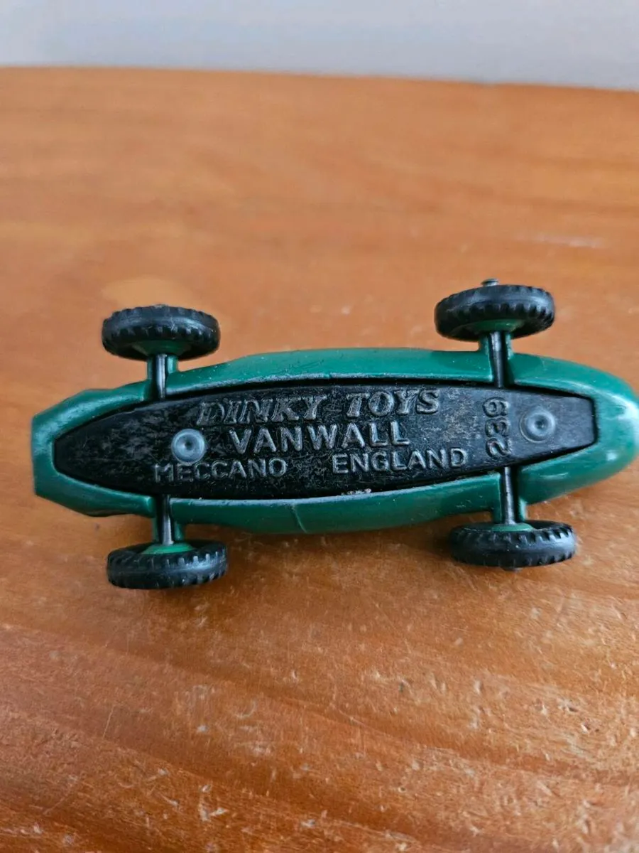Dinky 1960's Vanwall Racing - Image 3