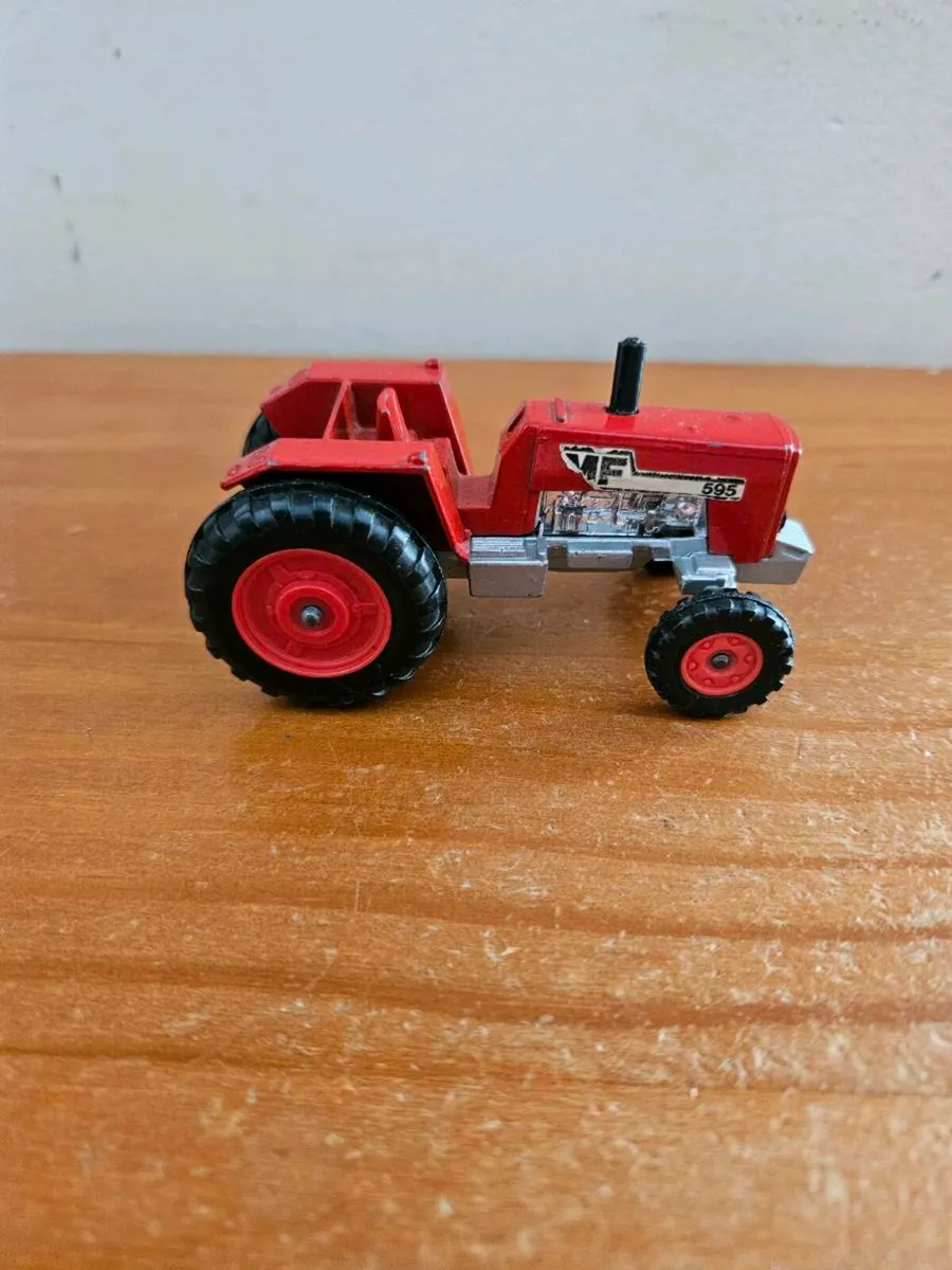 Matchbox Superkings Massey Ferguson Tractor - Image 3