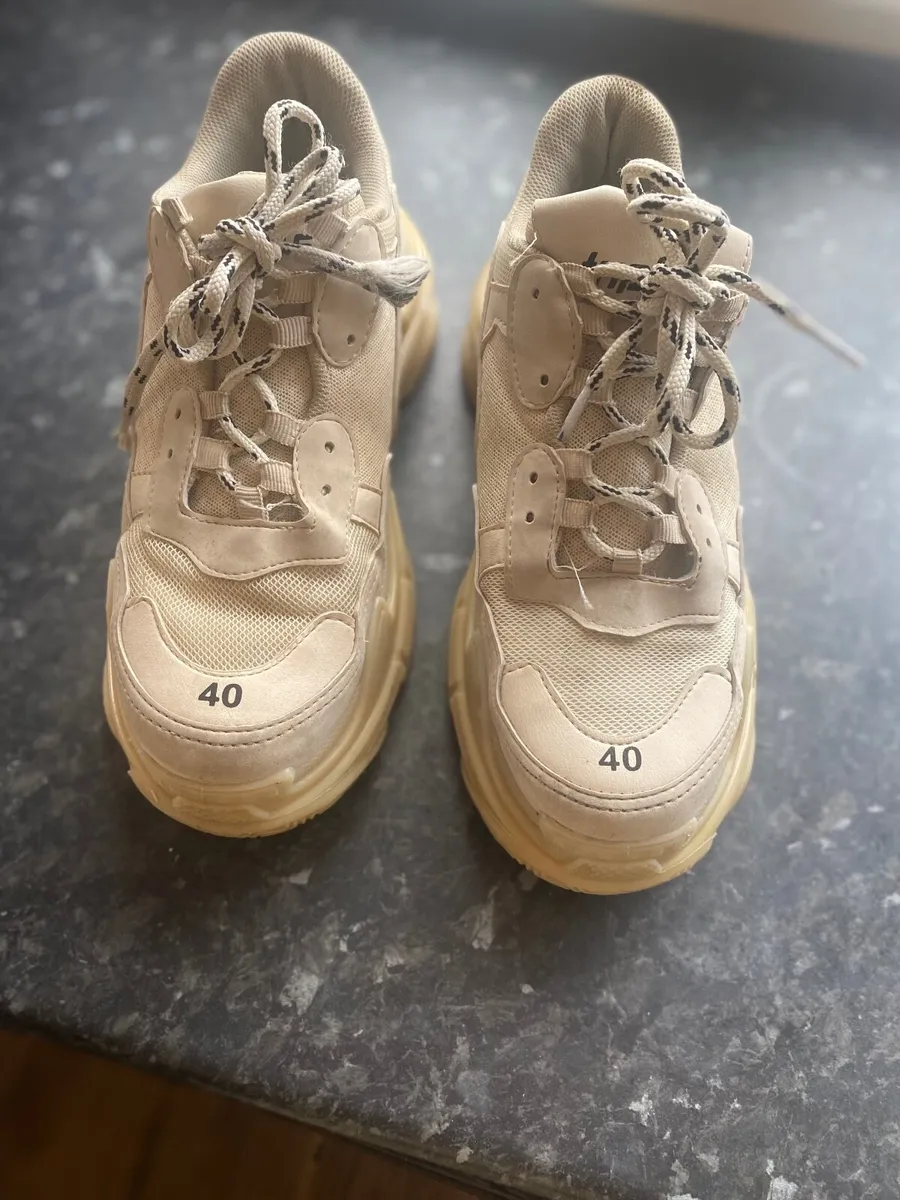 Balenciaga runners - Image 2