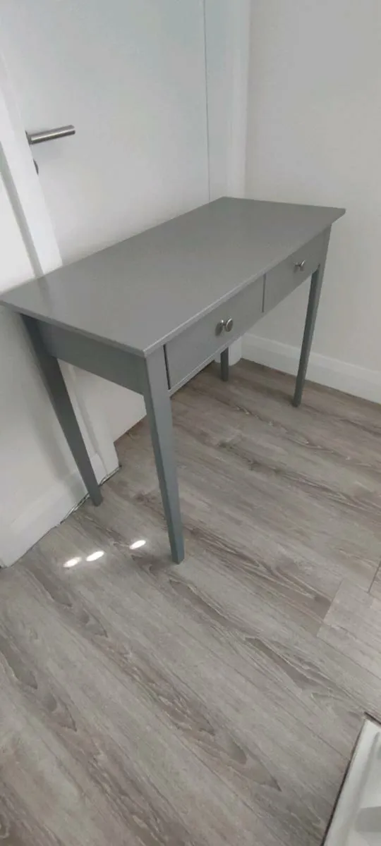 Office Desk/table with chair - Image 3