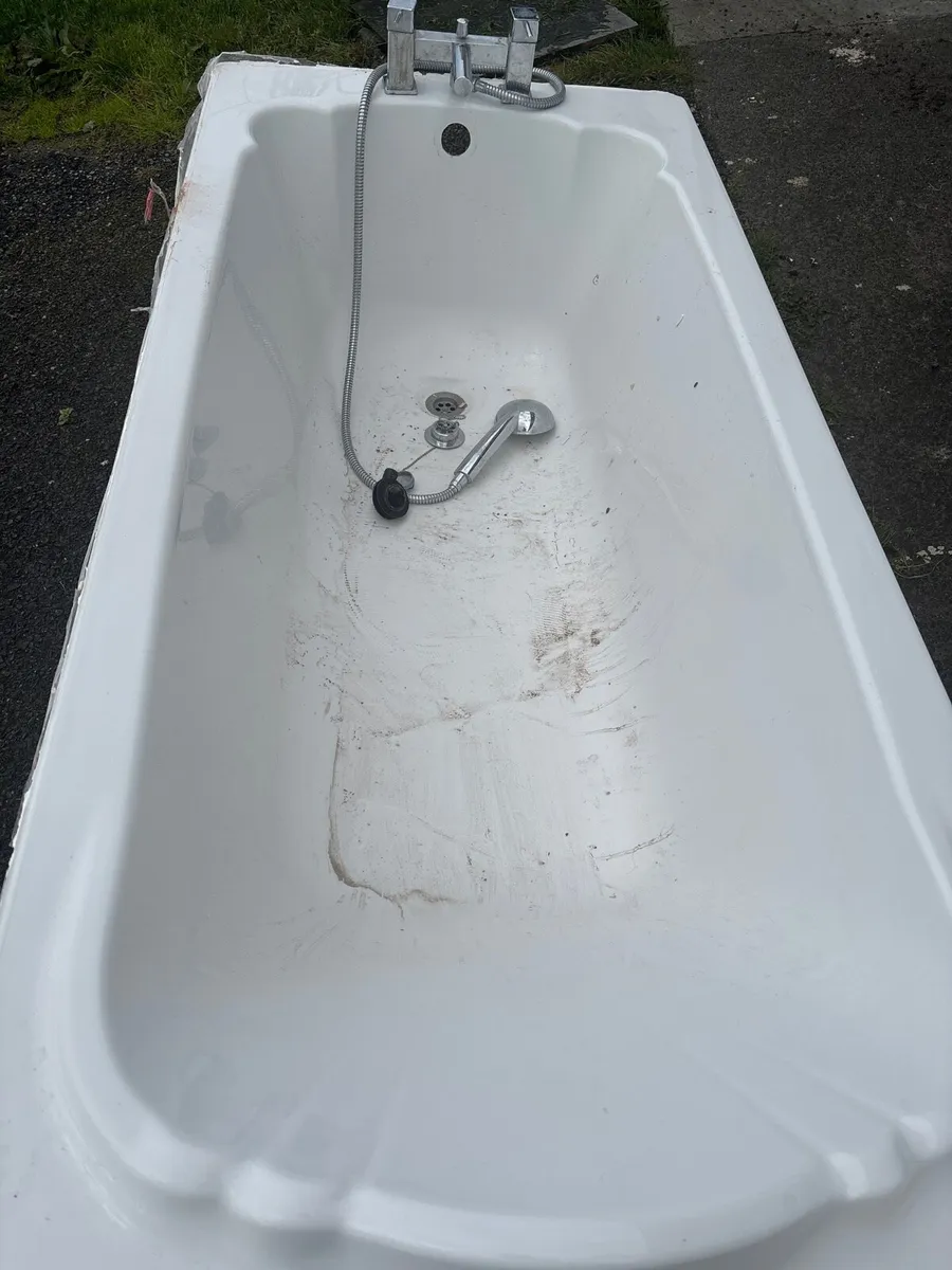 Bath - Image 2