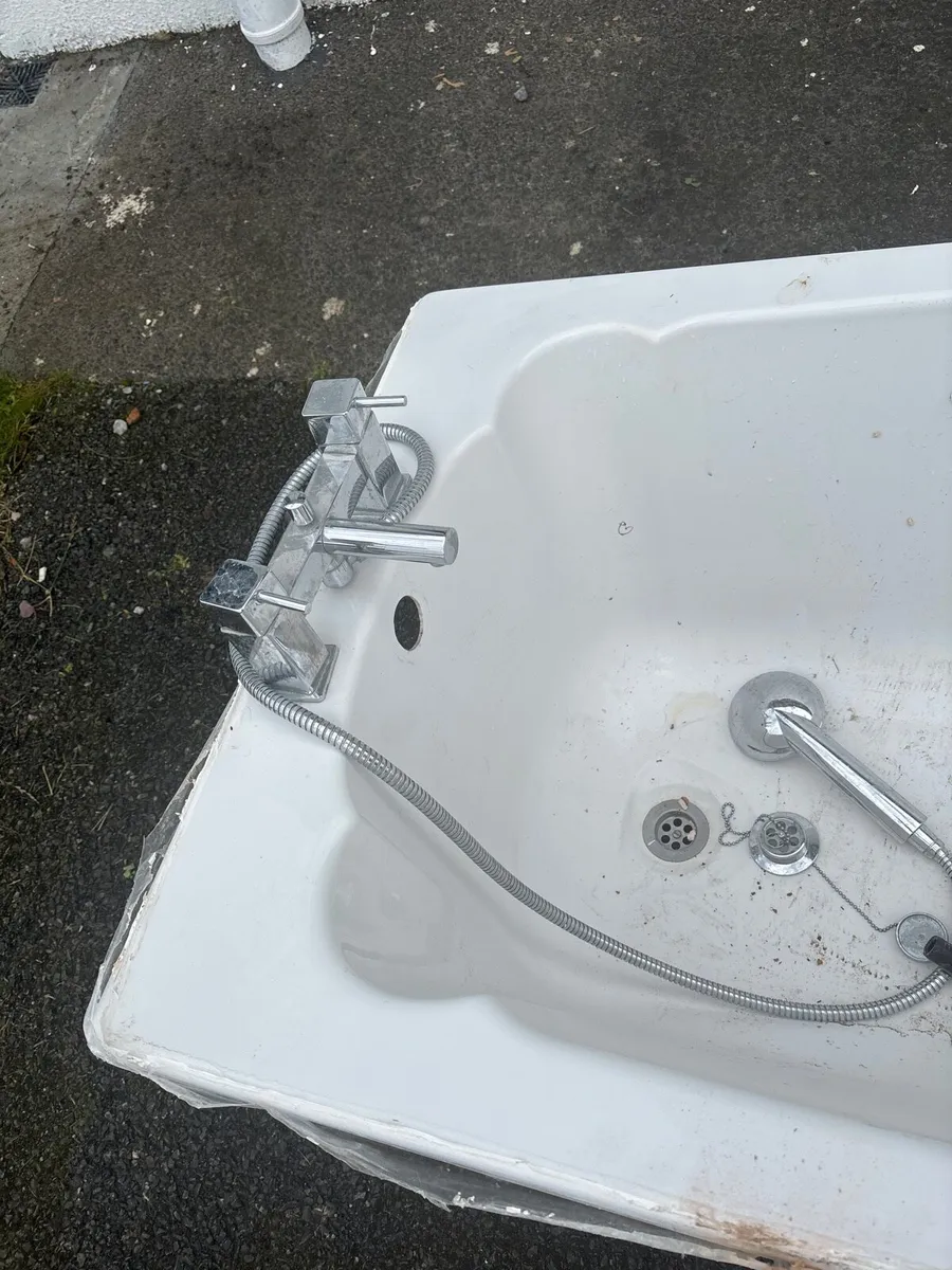 Bath - Image 3