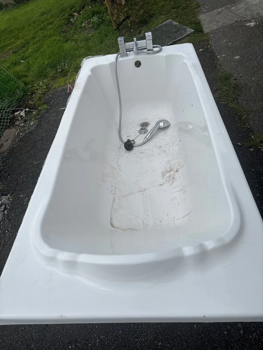 Bath - Image 4