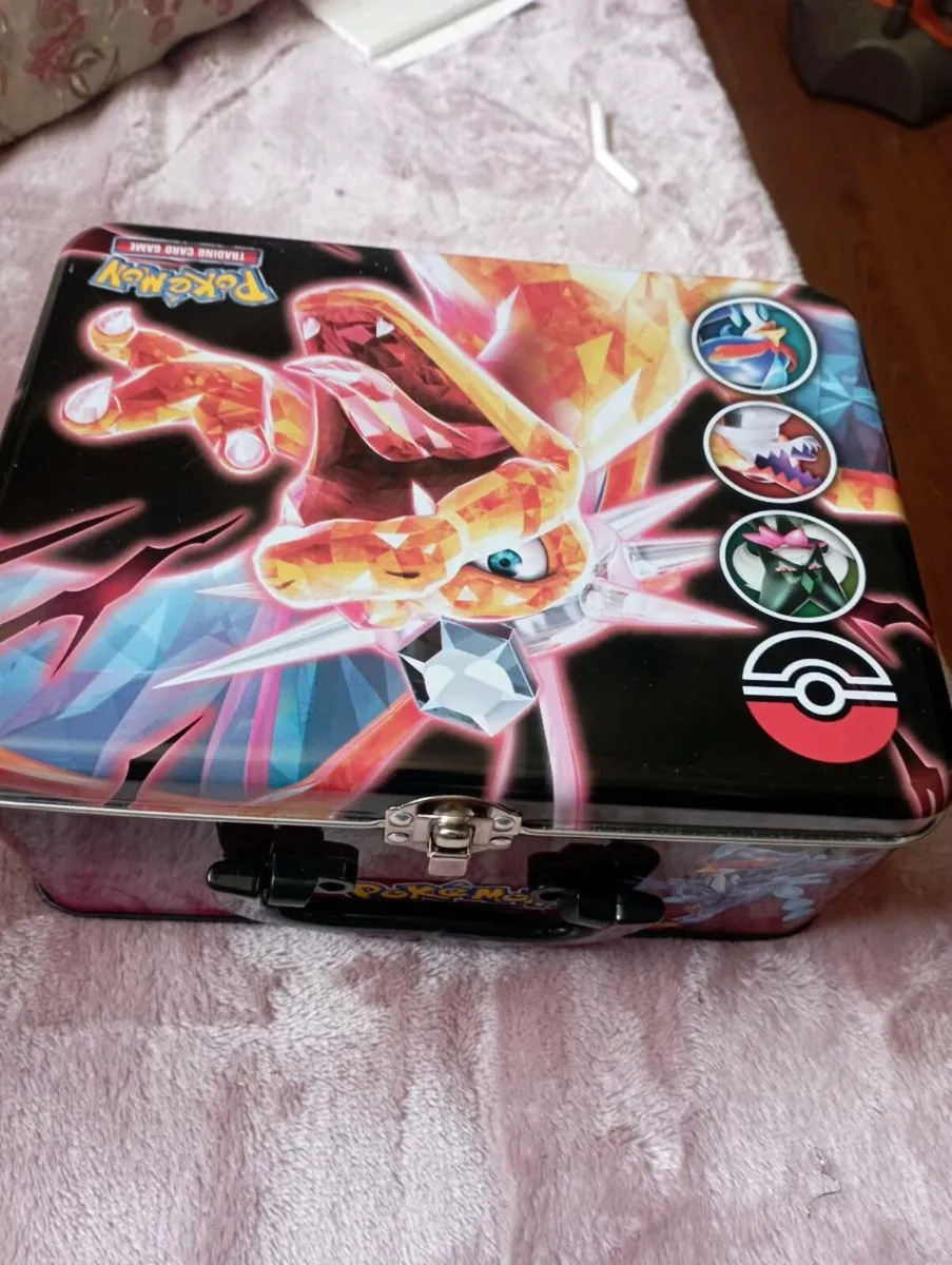 POKÉMON  BACK TO SCHOOL COLLECTORS CHEST . - Image 1