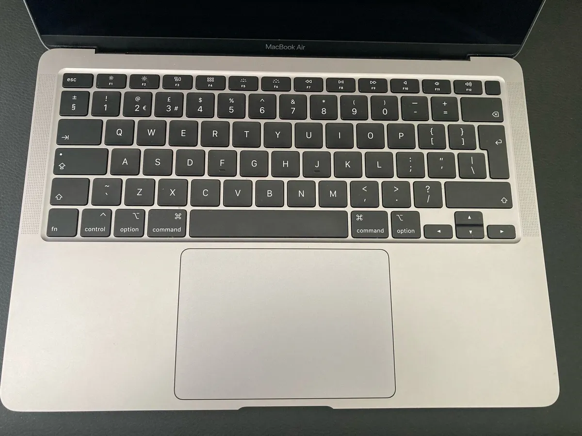 MacBook Air + Free Apple Magic Keyboard - Image 4