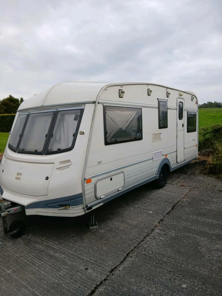 4 berth prestige caravan - Image 1