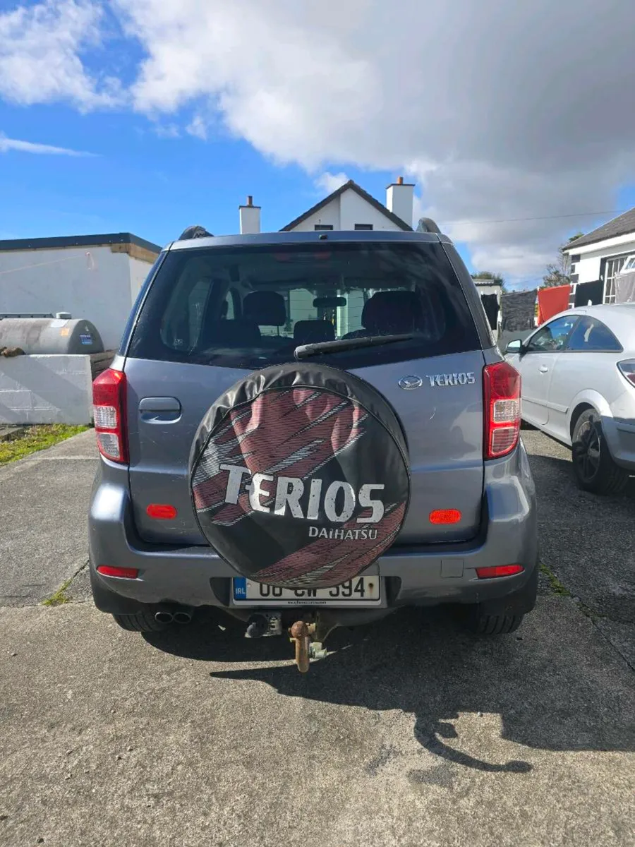 Daihatsu terios - Image 4