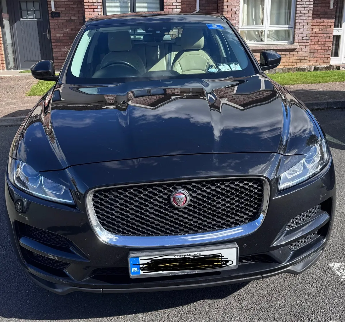 Jaguar F-Pace 2017 - Image 2
