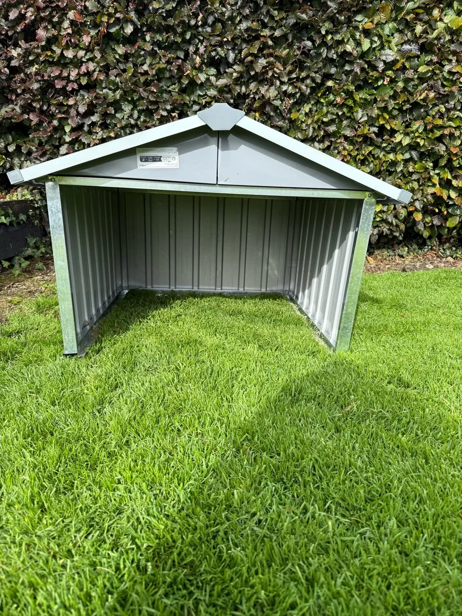 Garage for robot lawnmower - Image 3