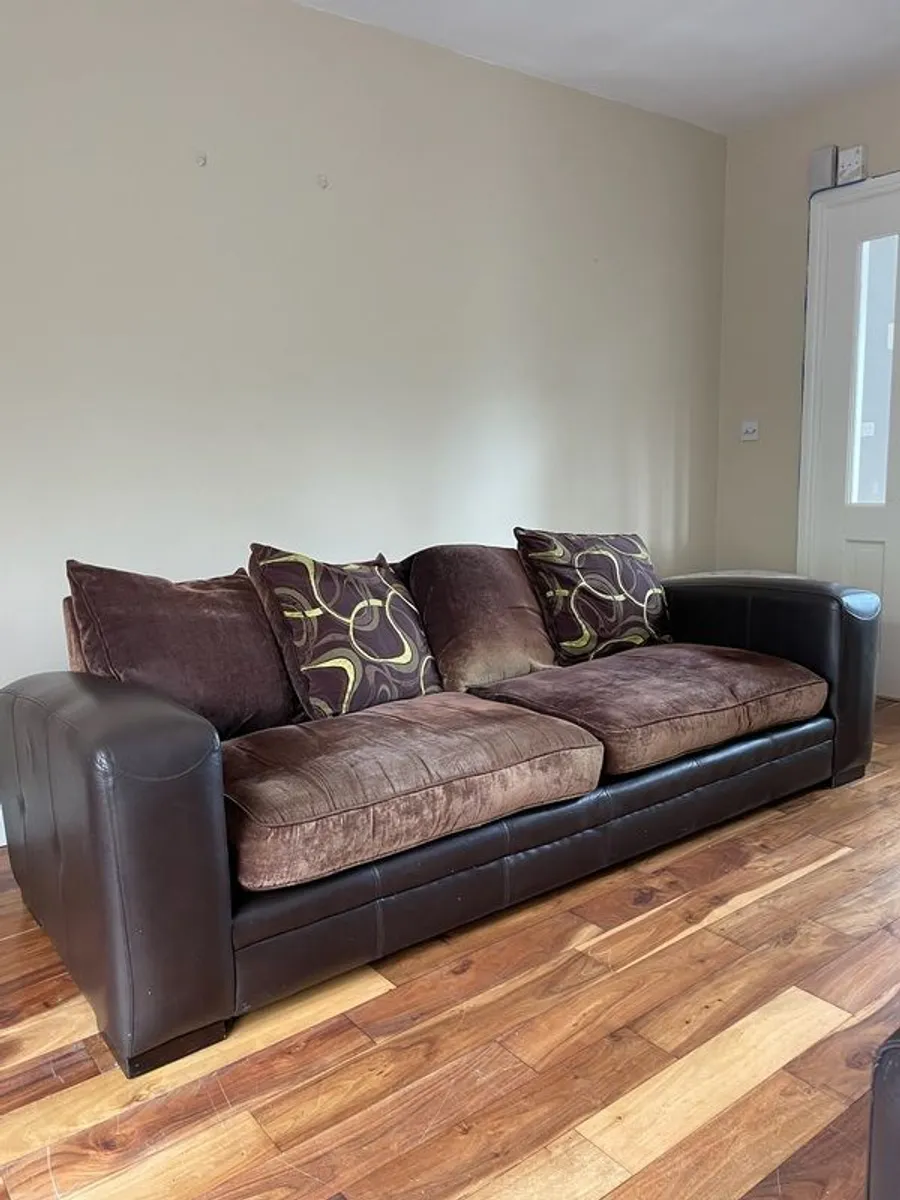 Leather 3 seater Sofa - Image 1