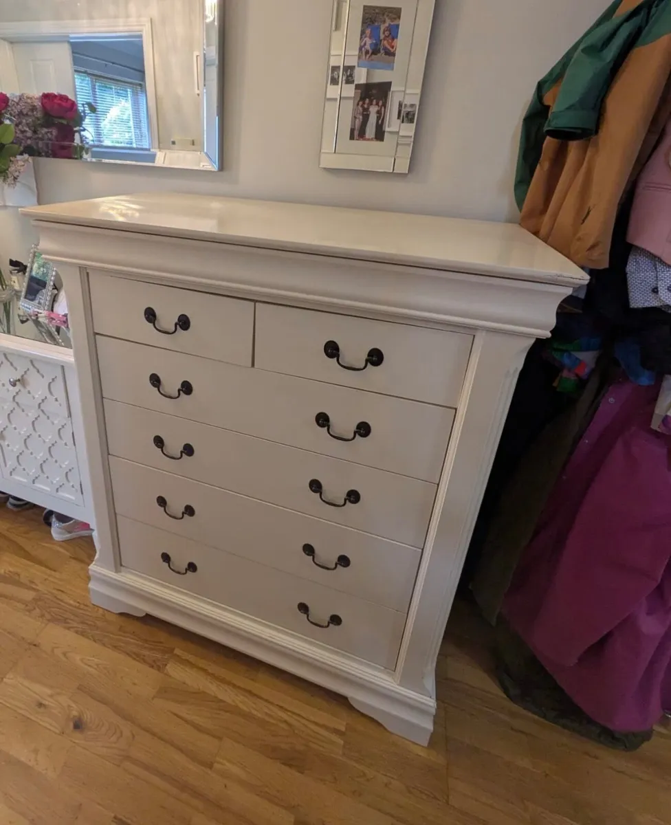 Chest of Drawers - Image 1