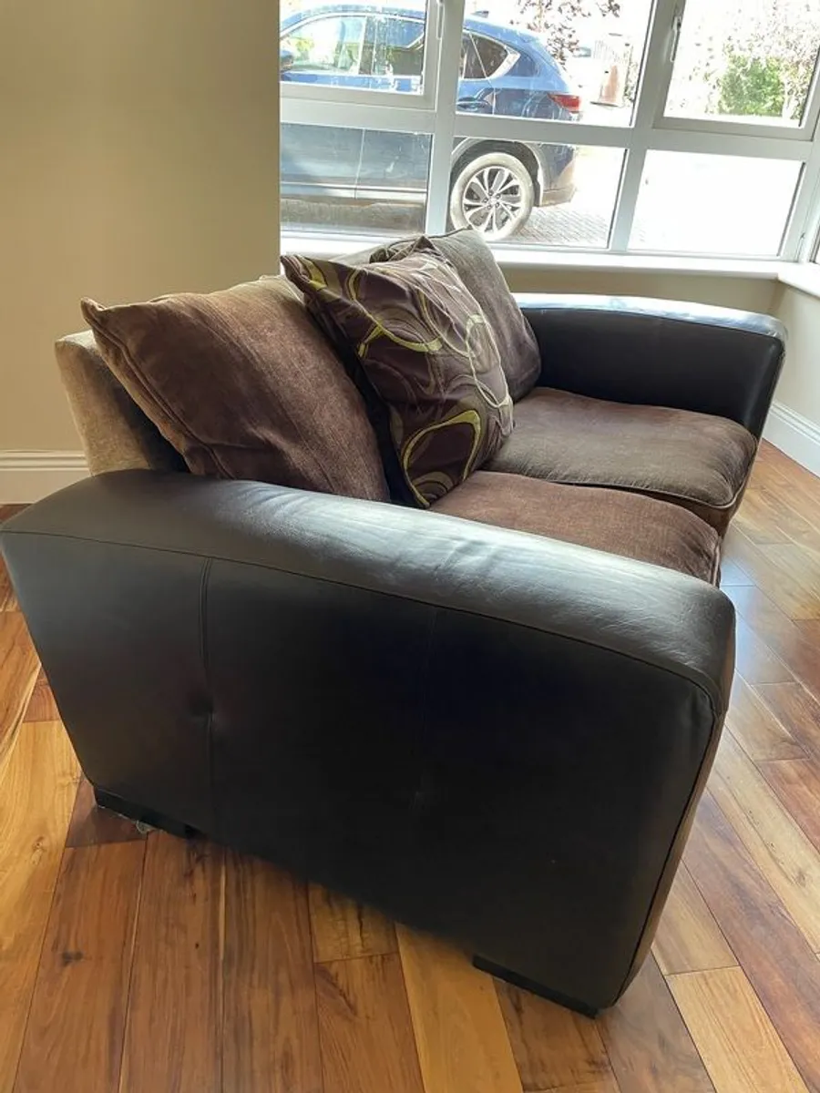 Brown Leather 2 seater Sofa - Image 3