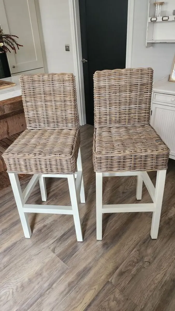 Bar stools - Image 1