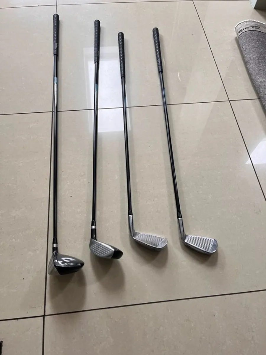 Spalding left handed kids golf set - Image 3