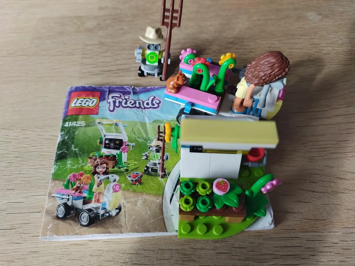 LEGO Friends 41425 Olivia’s Flower Garden - Image 2