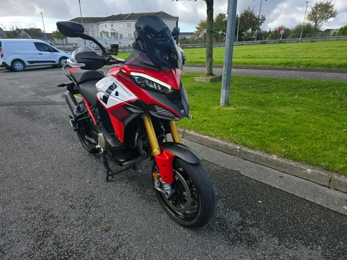 Motorcycle - Image 3