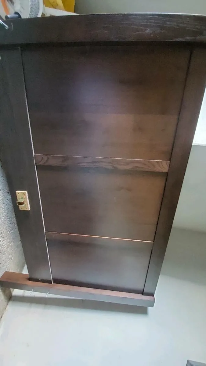 King Bed frame - Image 3