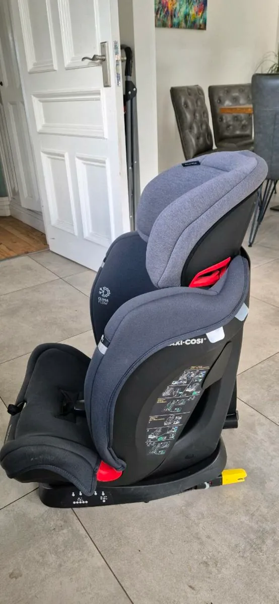 Maxi cosi - Titan and Maxi Cosi Axis - Image 2
