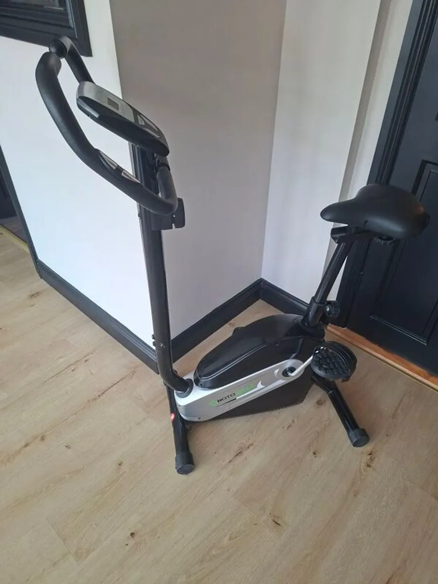 indoor exercise bike - Image 1