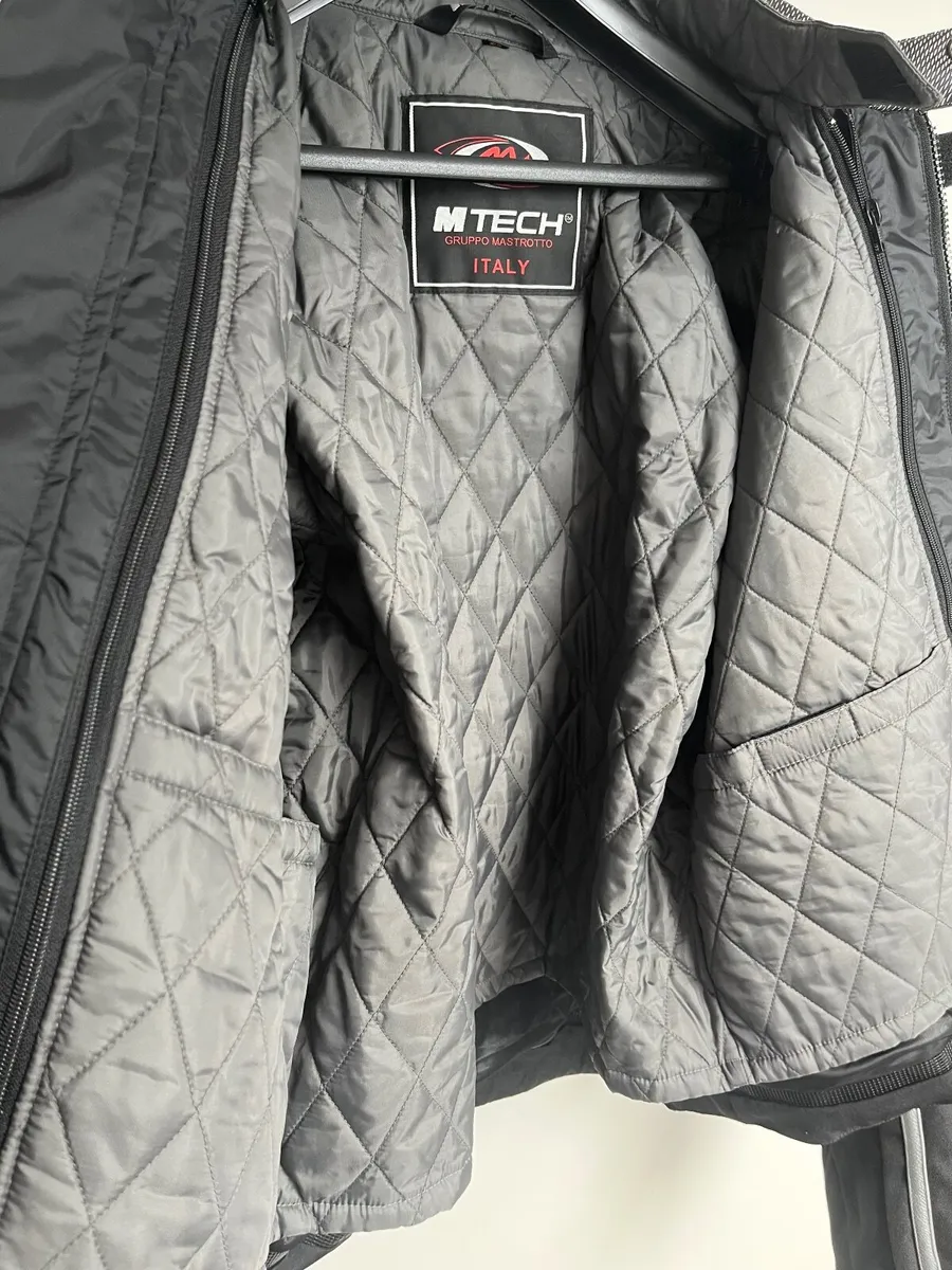 M-Tech Motorcycle Jacket - Image 4