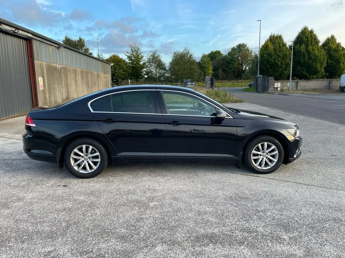 162 Volkswagen Passat 2.0 litre diesel - Image 2