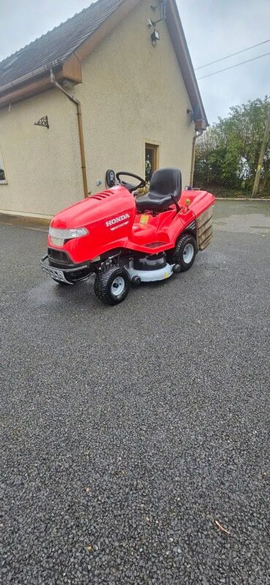 lawnmower - Image 1