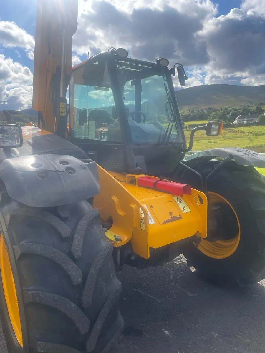 2008 jcb 526 56 - Image 4