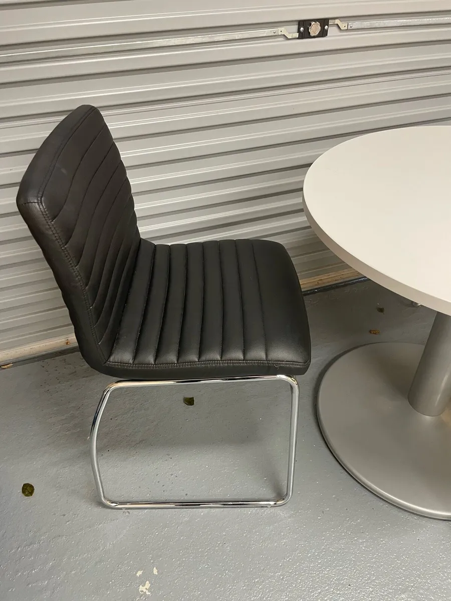 Meeting Table & Chairs - Image 3